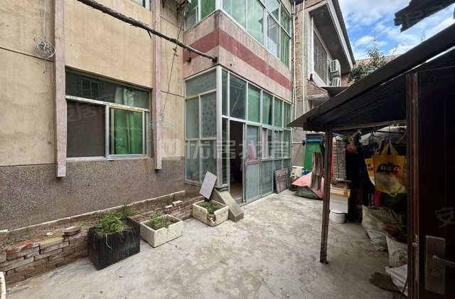 龙源新村3室2厅114㎡56万二手房图片