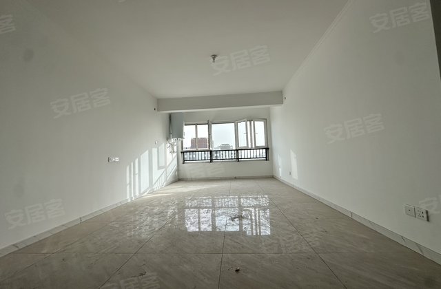 吕梁碧桂园3室2厅130㎡85万二手房图片