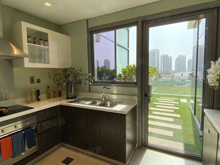 阿联酋迪拜酋长国迪拜约¥173～393万【迪拜Golf Green1】每月1%付款计划，高档公寓项目新房公寓图片