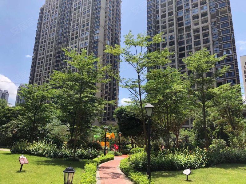 中国铁建江湾山语城