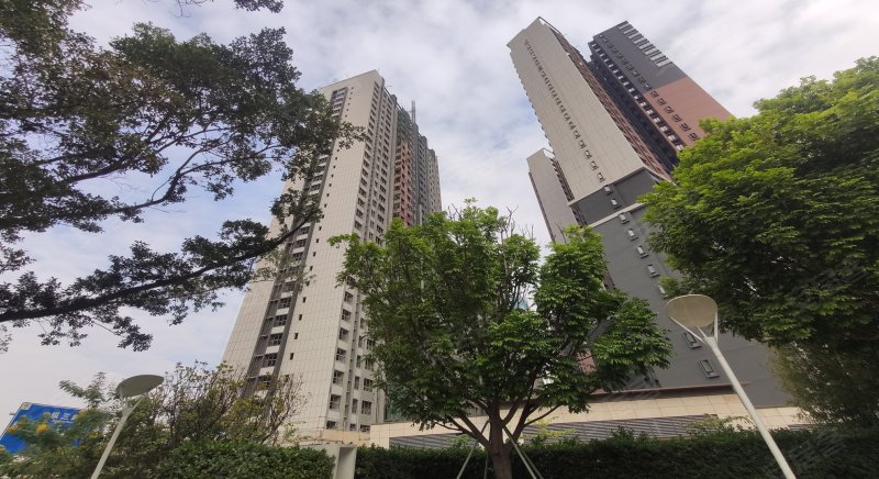 新鸿基泷景(八期)