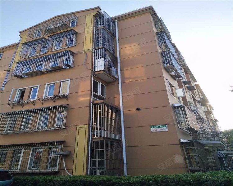 崮山小区一街坊 