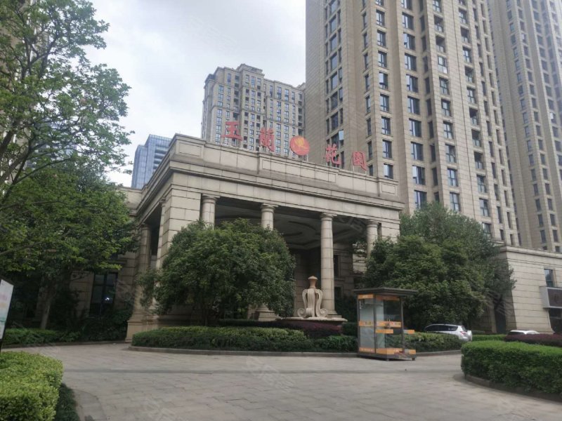 玉兰花园(一期),湖中路