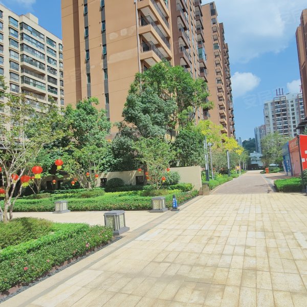 海伦堡大城小院