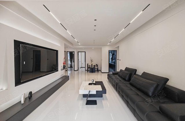 广电花园4室2厅152㎡89万二手房图片