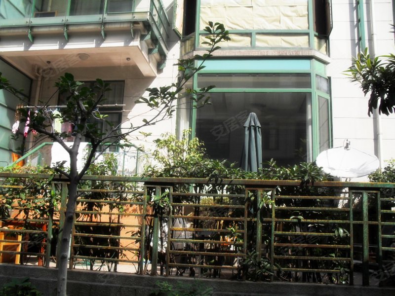 春天花园(别墅)