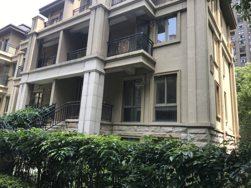 世茂上游墅东区(别墅)