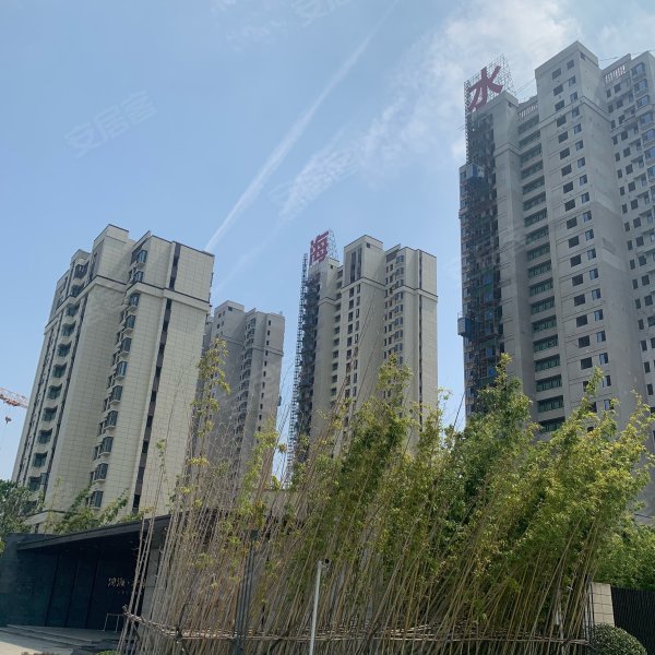 鸿海水岸之城沁园