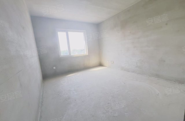 玫瑰港湾3室2厅161.37㎡69.8万二手房图片