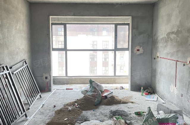 兰城丽景4室2厅138㎡85万二手房图片