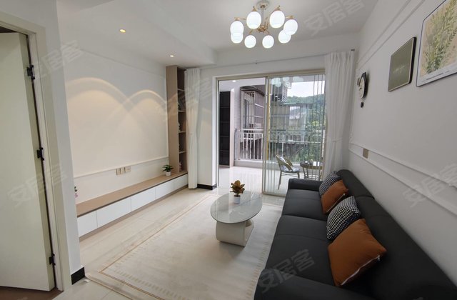 名流世家3室2厅84㎡57万二手房图片