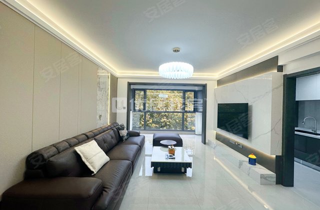 书香门第3室2厅107㎡65万二手房图片