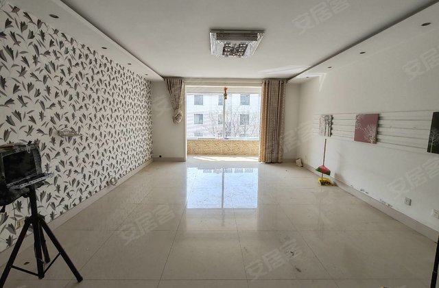 滨河花苑,龙潭东大街141号