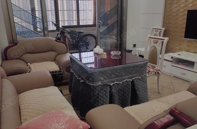 神龙中央华府3室2厅127㎡49.8万二手房图片