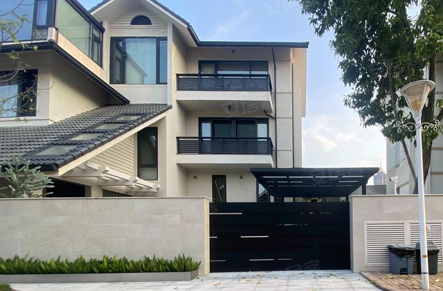 越秀宏城花园8室3厅546㎡18000万二手房图片