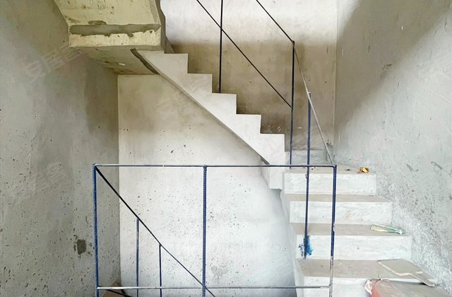 中交中央公园香榭雅墅4室2厅175㎡185万二手房图片