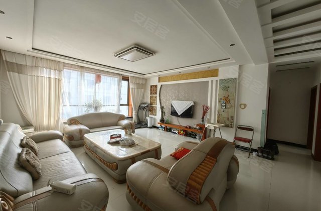 市直机关住宅小区4室2厅169.8㎡119万二手房图片