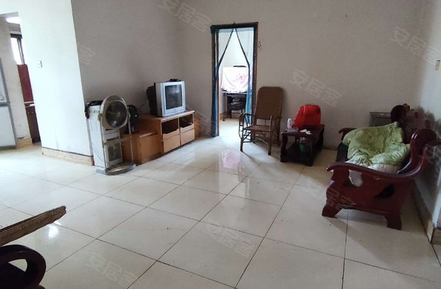 荷花中路住宅3室2厅106㎡14.8万二手房图片