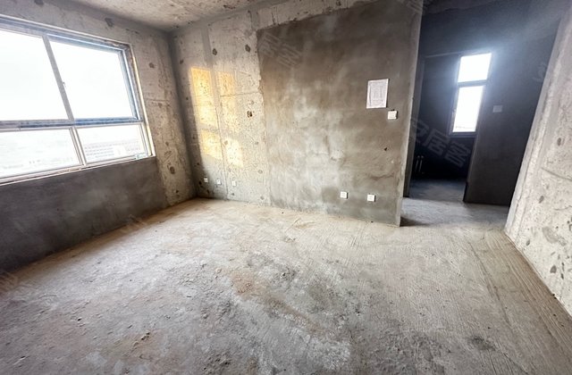 鲁艺肆号苑2室1厅70㎡38万二手房图片