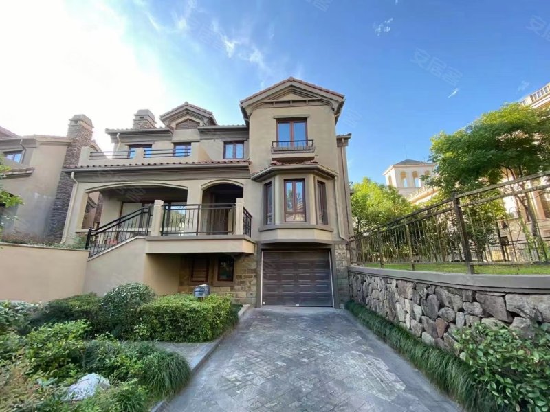 (捡漏)香溪丽舍排屋别墅,单价8700(带双车库)以满五年