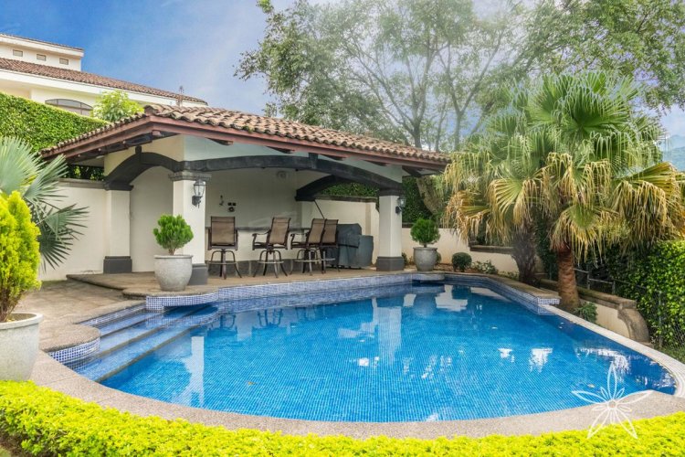 哥斯达黎加约¥1034万19549 - 永恒...豪华住宅与游泳池和杰出的完成在别墅二手房公寓图片