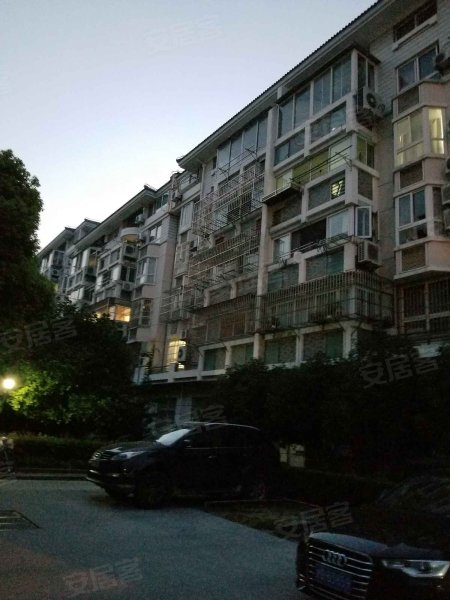 浦东金汇广场(一期)