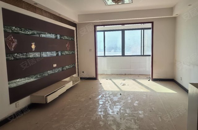 长城金色港湾4室2厅159㎡76万二手房图片