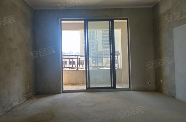 东方明珠3室2厅120㎡112万二手房图片