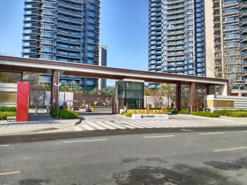 华发城建四季半岛翡翠湾,景秀四路588号-珠海华发城建四季半岛翡翠湾