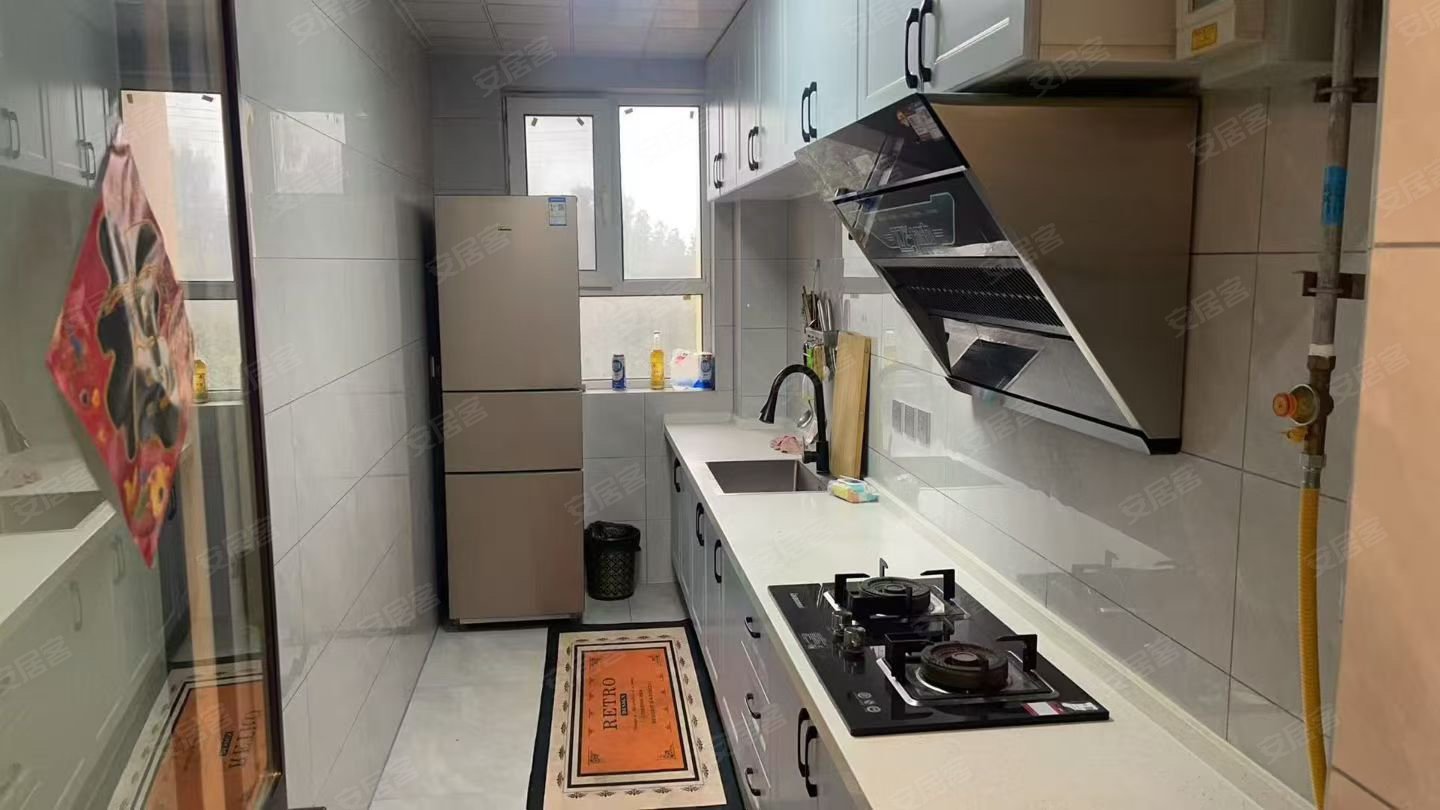 万腾观澜城2室2厅1卫95㎡南北59.5万