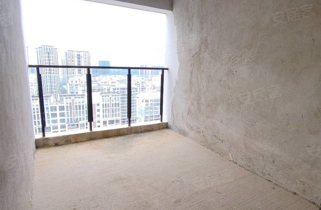 天等小区5室2厅140㎡45万二手房图片