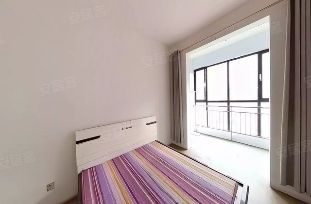 名人嘉苑3室2厅128㎡73万二手房图片