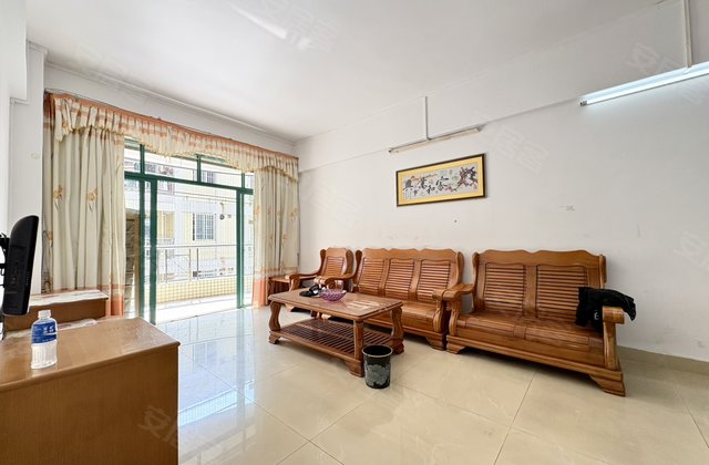 锦江花园3室2厅116㎡38万二手房图片