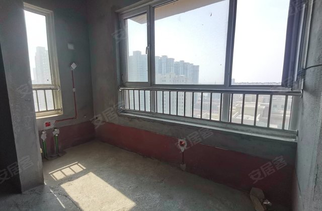 文苑花园(C区)3室2厅126㎡54万二手房图片