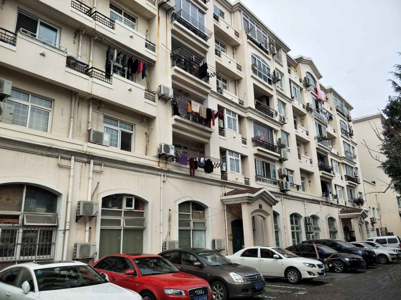 君临天下花园(公寓住宅) 