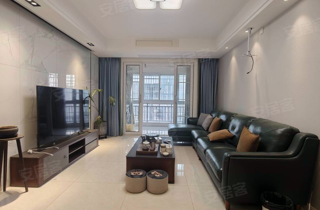 海陵首府3室2厅133㎡110万二手房图片