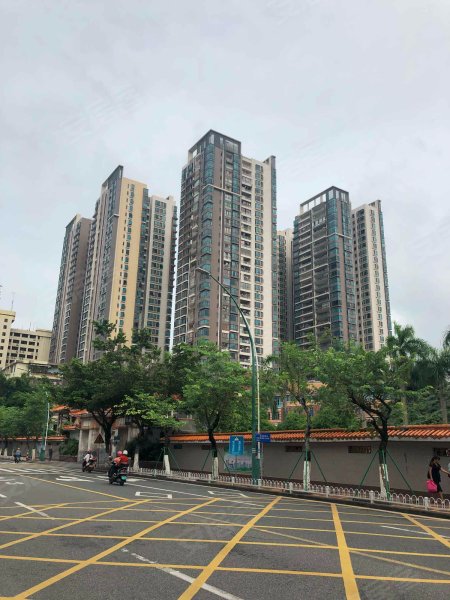 茂名华侨城,光华南路128号