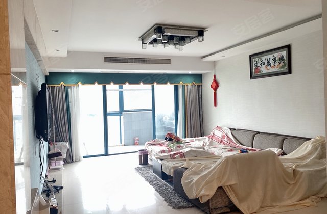 绿都花城BC组团3室2厅142㎡158.8万二手房图片