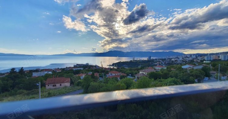 克罗地亚约¥1034万CroatiaOpćina KostrenaHouse出售二手房公寓图片