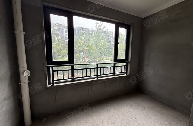 正商城一二期3室2厅120㎡70万二手房图片