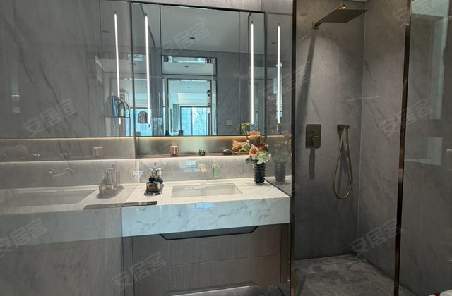 御临河3室2厅127㎡89万二手房图片