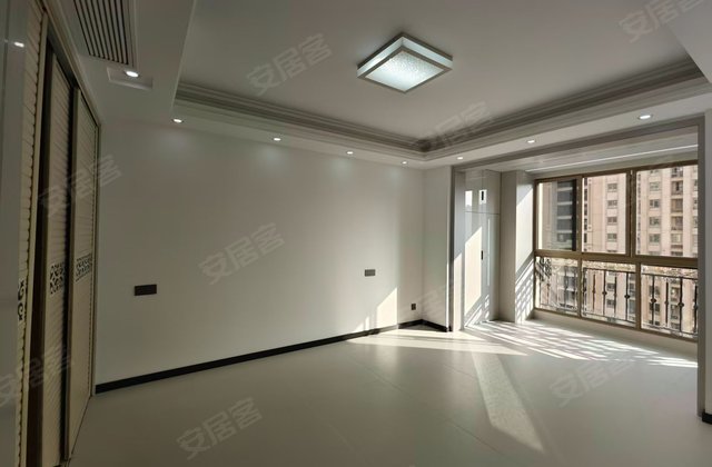 中南世纪锦城3室1厅92㎡83.8万二手房图片