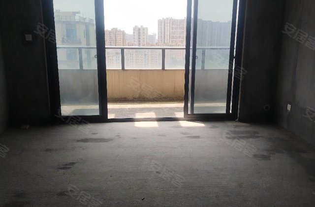 花园岗小区4室2厅139㎡108万二手房图片