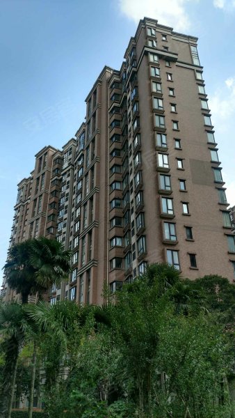 春申景城湖畔林语 