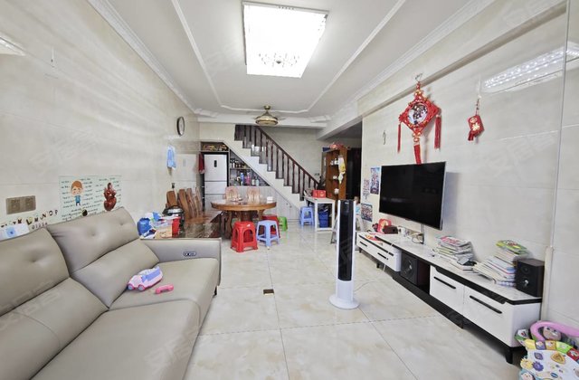 建发上郡4室2厅106.85㎡76万二手房图片