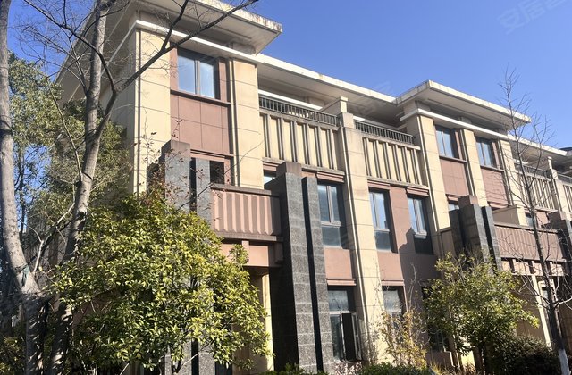 北大资源莲湖锦城4室2厅147㎡50万二手房图片