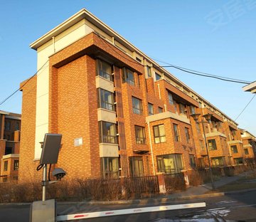 海泰海港花园 满二 楼层好 大两房 电梯房 钥匙房