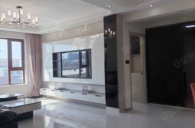 龙嘉城市广场3室2厅116㎡33.8万二手房图片