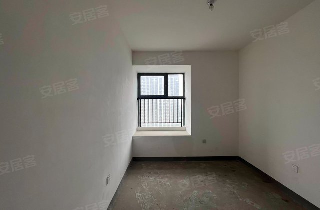 金香花苑南区3室2厅133㎡68万二手房图片