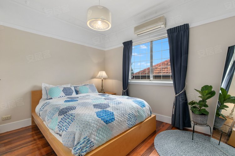 澳大利亚拍卖打电话回家的 地点二手房公寓图片
